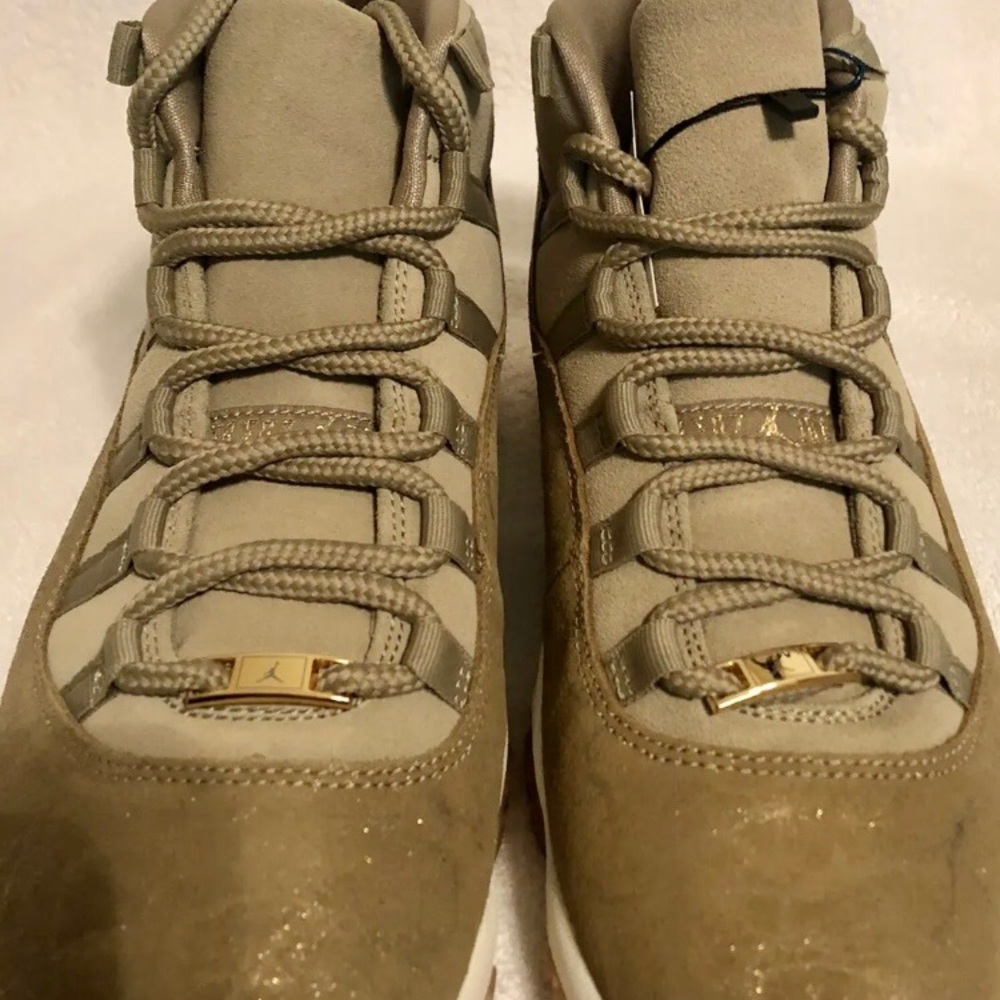 Women Air Jordan 11 retro Size 12/ Men Size 10.5 Gold Color